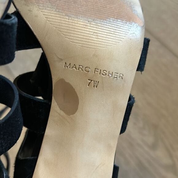 MARC FISHER SUEDE PARADOX GLADIATOR SANDAL BLACK SIZE 7 WIDE EEEUC - Picture 8 of 10